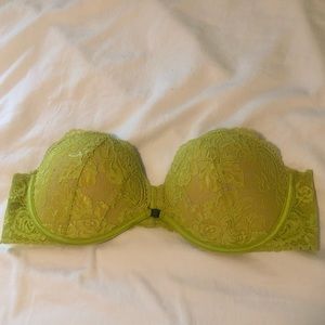 Victoria’s Secret lace strapless bra